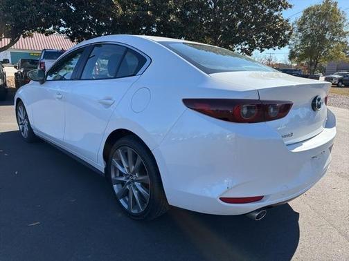 2023 Mazda Mazda3 FWD w/Select Package
