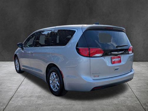 2026 Chrysler Voyager LX