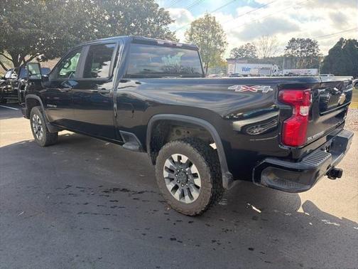 2024 Chevrolet Silverado 2500 Custom