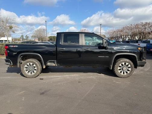 2024 Chevrolet Silverado 2500 Custom