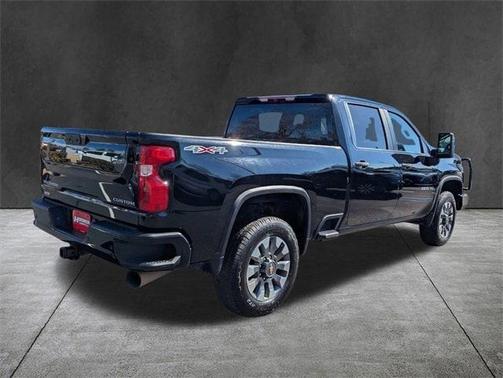 2024 Chevrolet Silverado 2500 Custom