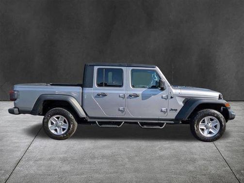 Billet Silver Metallic Clearcoat 2020 Jeep Gladiator Sport