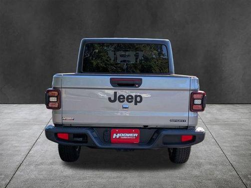 Billet Silver Metallic Clearcoat 2020 Jeep Gladiator Sport