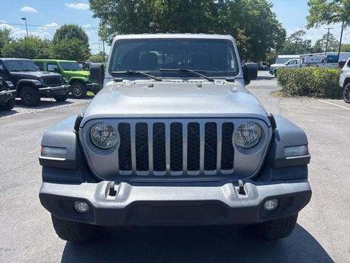 Billet Silver Metallic Clearcoat 2020 Jeep Gladiator Sport