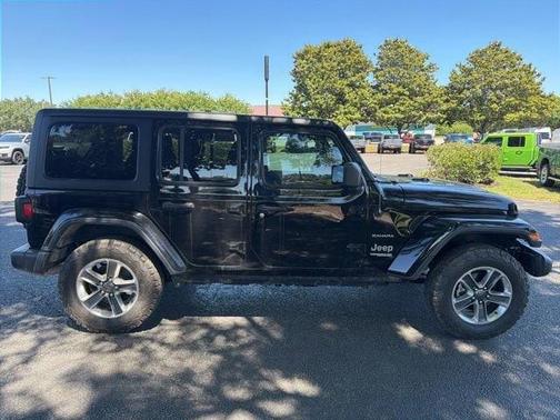 Black Clearcoat 2018 Jeep Wrangler Unlimited Sahara