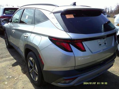 2025 Hyundai TUCSON SEL