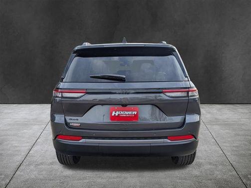 Gray Metallic 2026 Jeep Grand Cherokee Sport