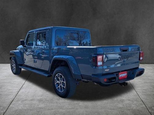 Anvil Clearcoat 2026 Jeep Gladiator Sport