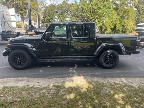 2021 Jeep Gladiator Sport