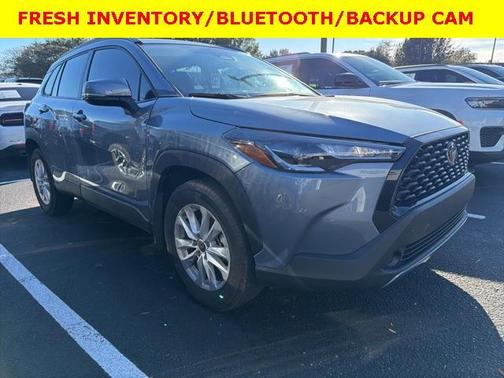 2024 Toyota Corolla Cross LE