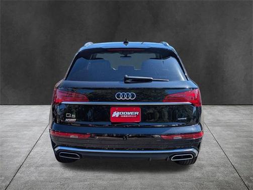 2024 Audi Q5 45 S line quattro Premium