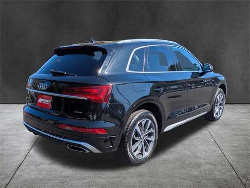 2024 Audi Q5 45 S line quattro Premium