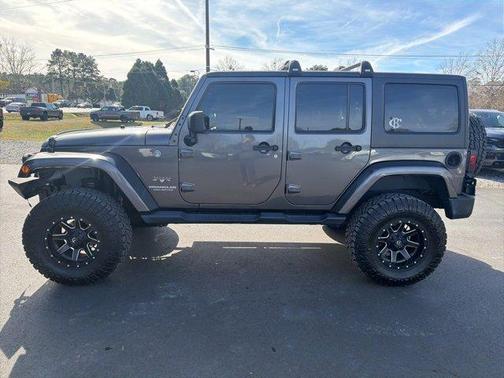 2016 Jeep Wrangler Unlimited Sahara