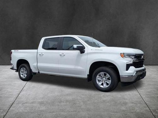 Summit White 2025 Chevrolet Silverado 1500 LT