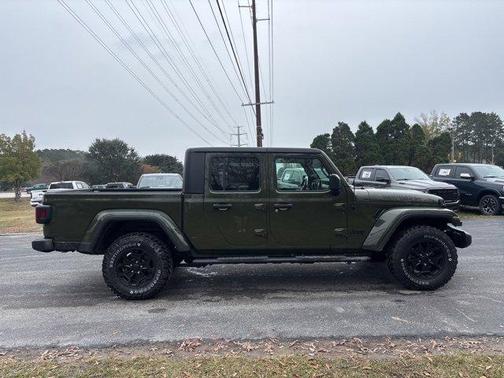2021 Jeep Gladiator Sport