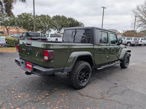 2021 Jeep Gladiator Sport