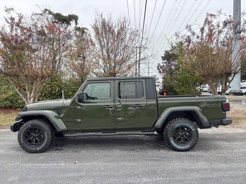 2021 Jeep Gladiator Sport