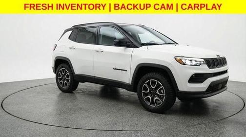 Bright White Clearcoat 2025 Jeep Compass Trailhawk