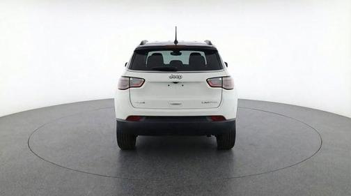 Bright White Clearcoat 2025 Jeep Compass Trailhawk