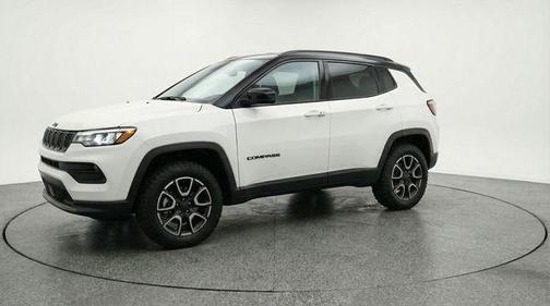 Bright White Clearcoat 2025 Jeep Compass Trailhawk