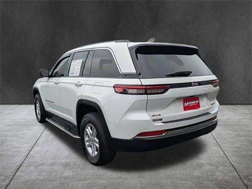 2023 Jeep Grand Cherokee Laredo