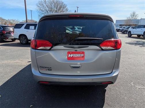 2020 Chrysler Pacifica Touring-L