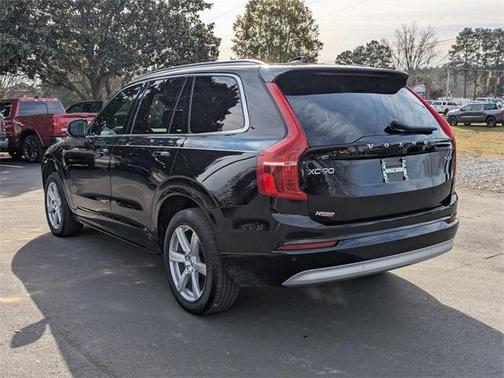 2022 Volvo XC90 T6 Momentum 7 Passenger