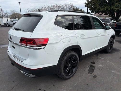 2023 Volkswagen Atlas 3.6L SE w/Technology