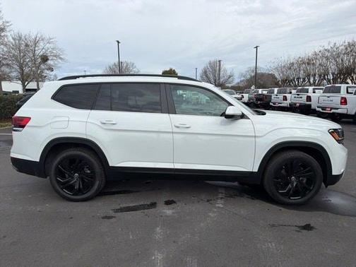 2023 Volkswagen Atlas 3.6L SE w/Technology