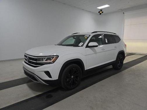 2023 Volkswagen Atlas 3.6L SE w/Technology