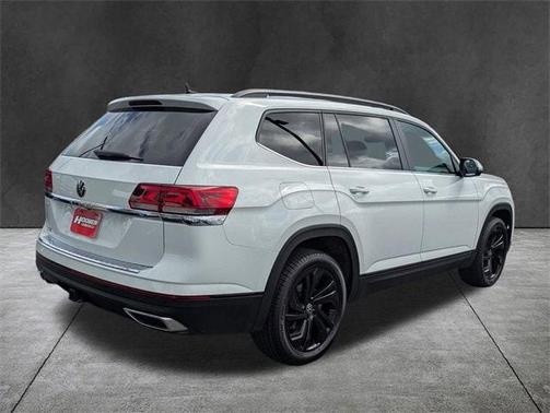 2023 Volkswagen Atlas 3.6L SE w/Technology