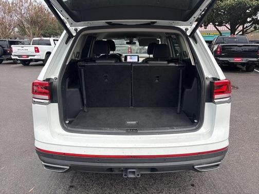 2024 Volkswagen Atlas 2.0T SE