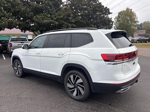 2024 Volkswagen Atlas 2.0T SE
