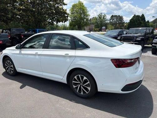 Pure White 2024 Volkswagen Jetta 1.5T S