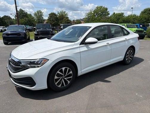 Pure White 2024 Volkswagen Jetta 1.5T S