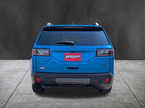 Hydro Blue Pearlcoat 2026 Jeep Cherokee LAREDO/LIMITED
