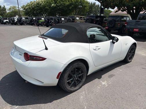 Arctic White 2019 Mazda MX-5 Miata Sport