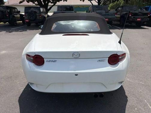 Arctic White 2019 Mazda MX-5 Miata Sport
