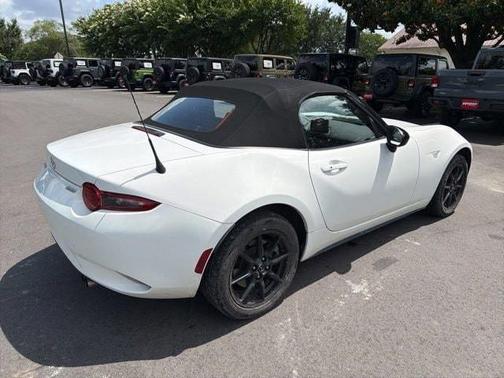 Arctic White 2019 Mazda MX-5 Miata Sport