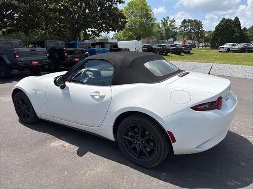 Arctic White 2019 Mazda MX-5 Miata Sport