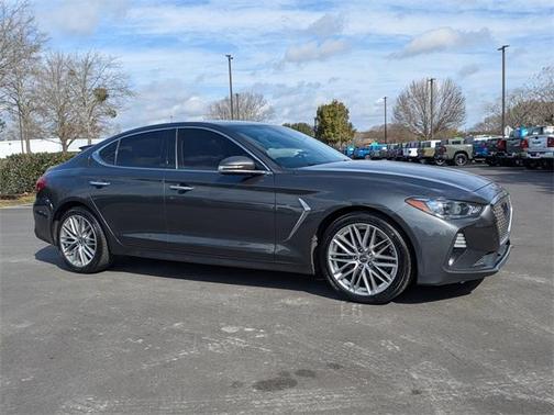 2020 Genesis G70 2.0T