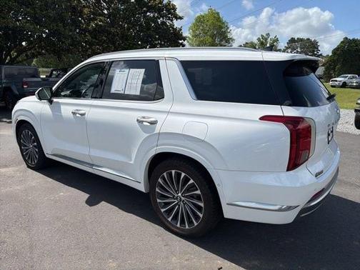 Hyper White 2023 Hyundai PALISADE Calligraphy