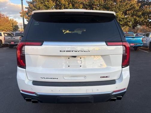 2025 GMC Yukon Denali