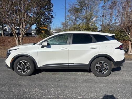 2024 Kia Sportage LX