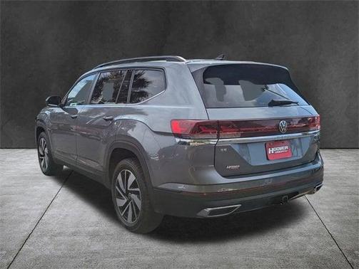 2024 Volkswagen Atlas 2.0T SE