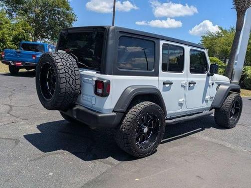 Bright White Clearcoat 2021 Jeep Wrangler Unlimited Sport