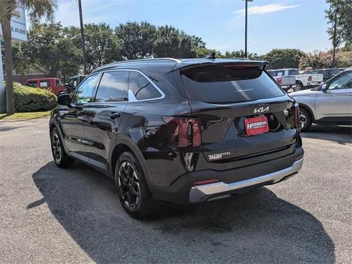2024 Kia Sorento S