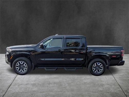 2024 Nissan Frontier SL