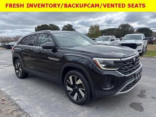 2024 Volkswagen Atlas Cross Sport 2.0T SE w/Technology