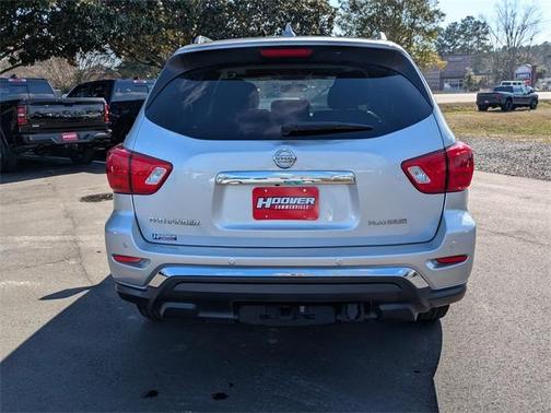 2020 Nissan Pathfinder Platinum